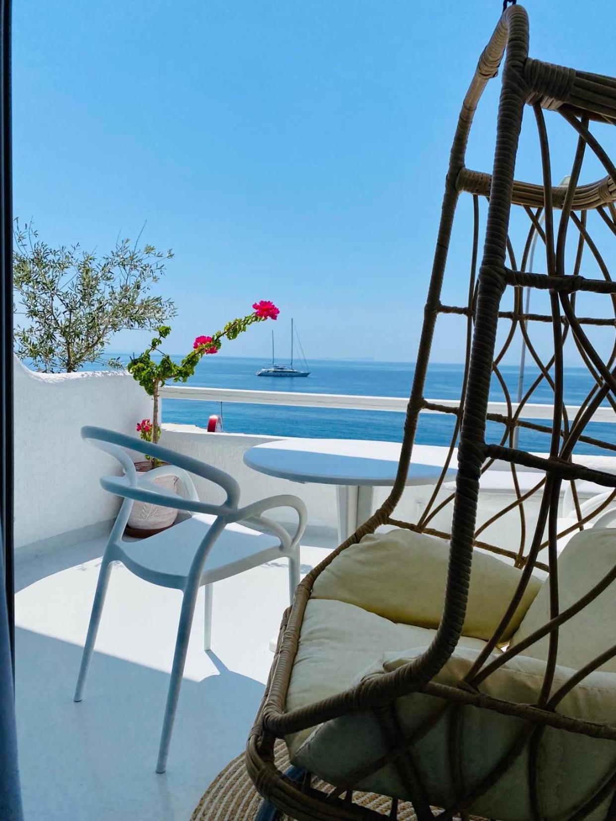 Geo & Art Boutique Hotel Himara Bagian luar foto