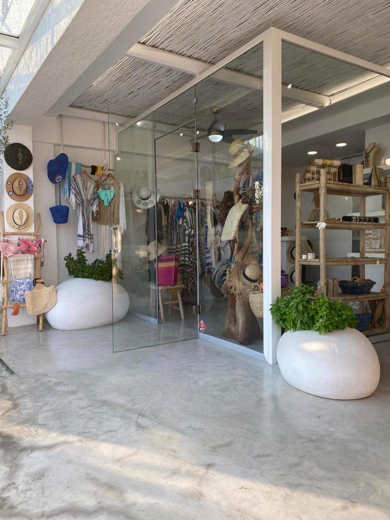 Geo & Art Boutique Hotel Himara Bagian luar foto