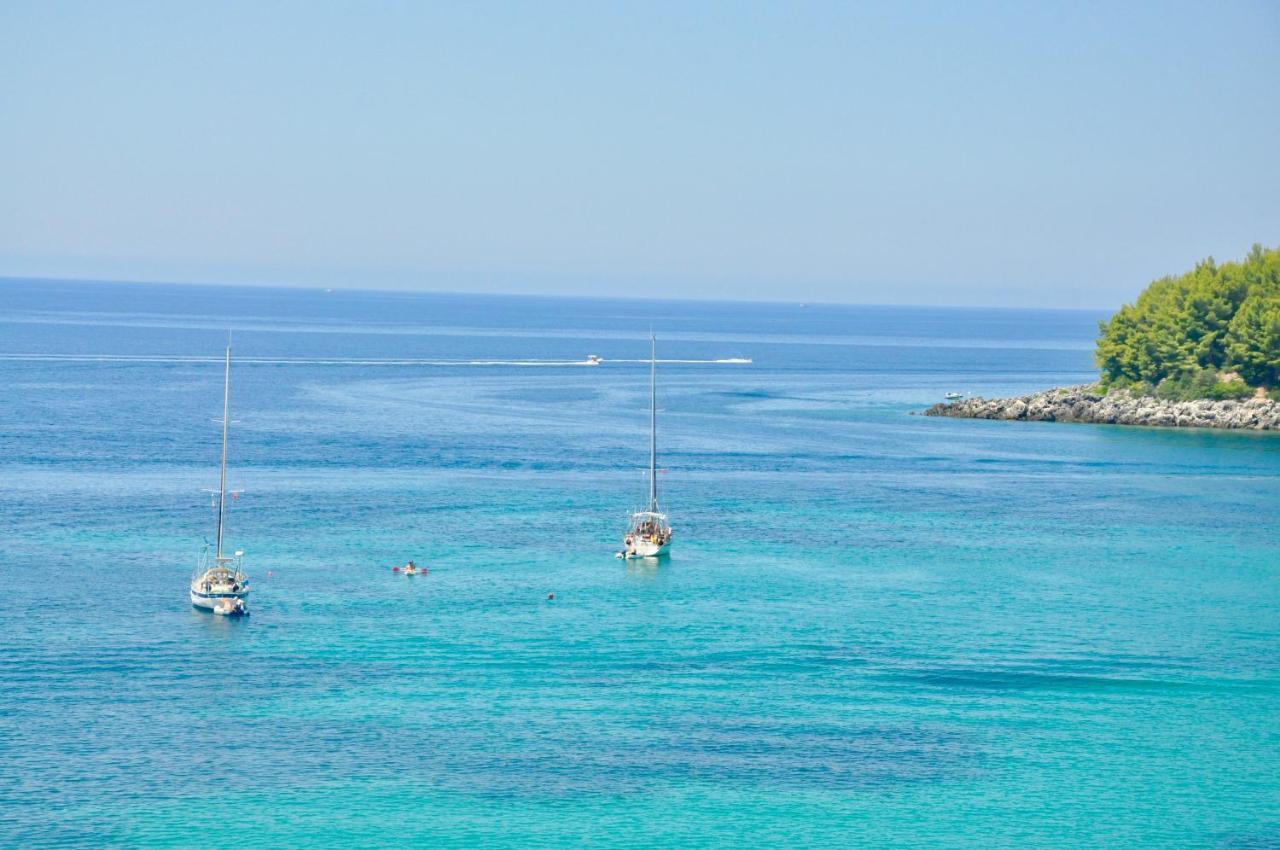 Geo & Art Boutique Hotel Himara Bagian luar foto